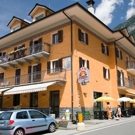 Affittacamere Ca' Fattorini Baceno Eksteriør bilde